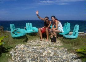 Saskia und ich auf einer Höhleninsel... Cave Island.JPG